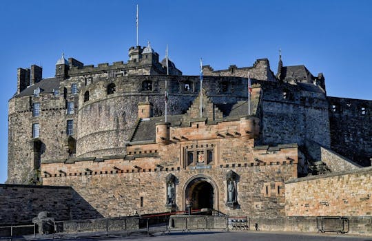 Edinburgh Castle express guided tour with entrance tickets