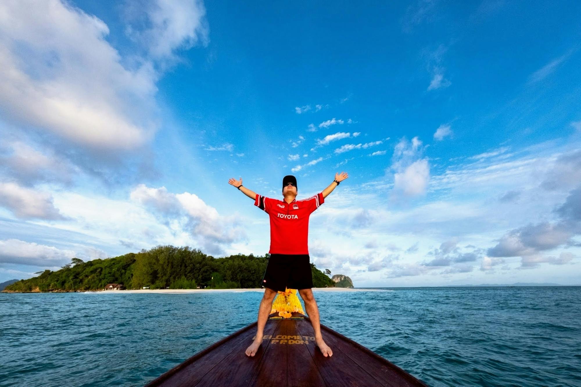 Phi Phi Island full-day private boat tour