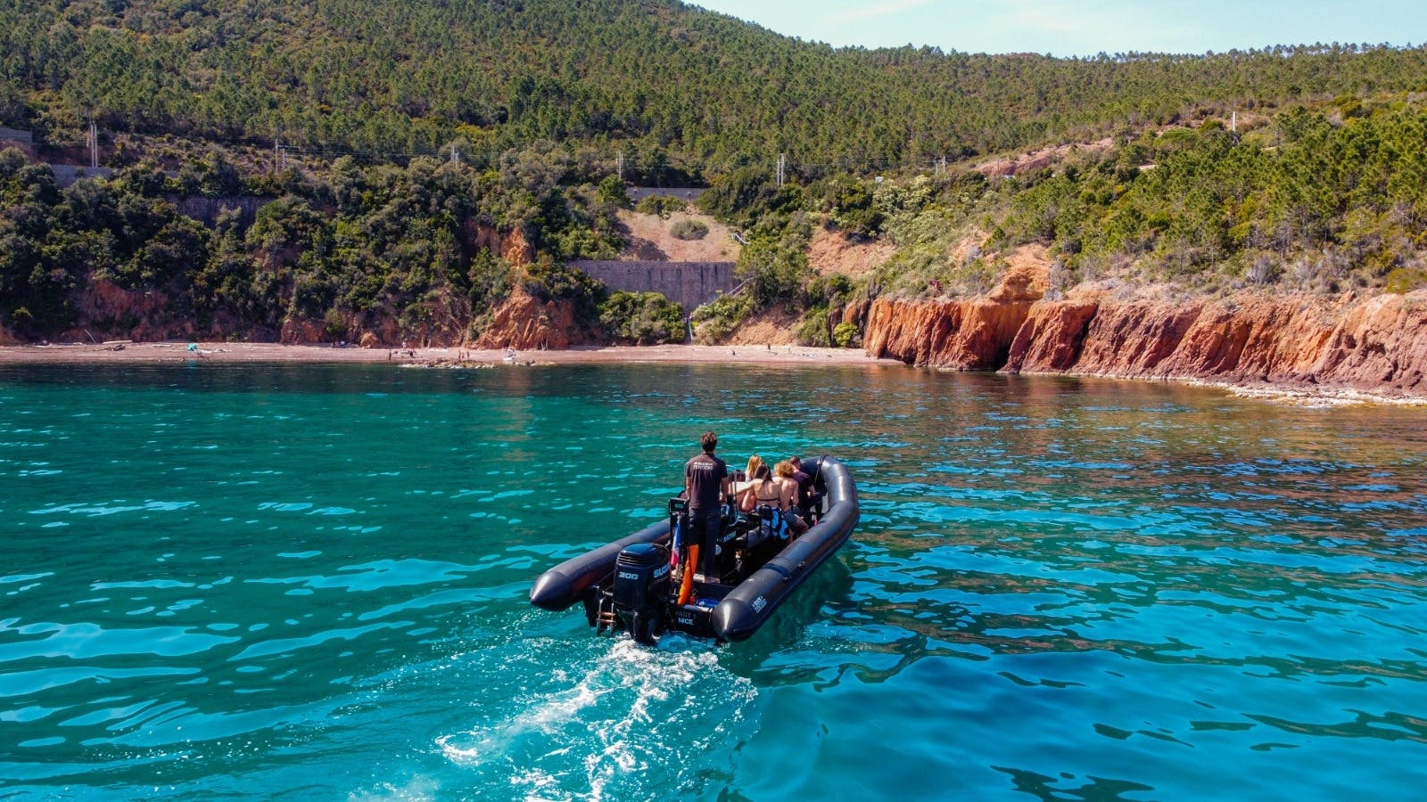 Excursion en bateau vers les calanques de l'Estérel au départ de Cannes