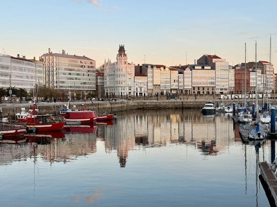 Shared historical walking tour in A Coruña
