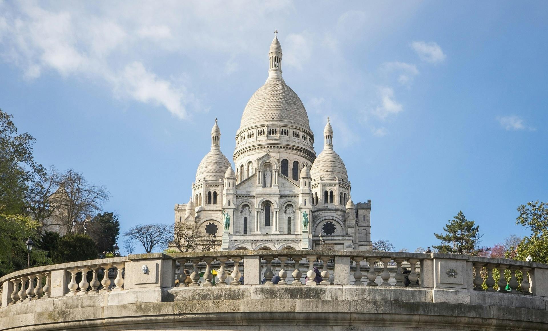Sacré Coeur and Montmartre self-guided audio tour