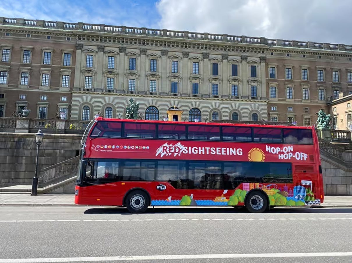 Stockholm hop-on hop-off 24-hour or 72-hour tour tickets