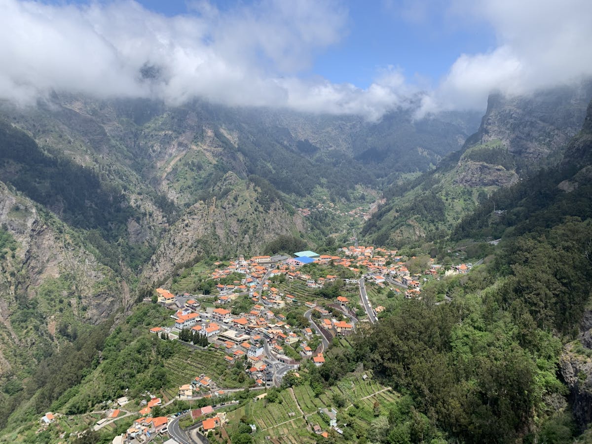 Halve dag tour naar Nun's Valley en culturele ontdekking