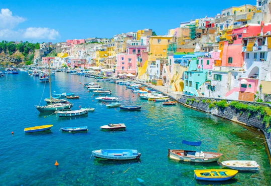 Boat ride around Procida with free time on the island
