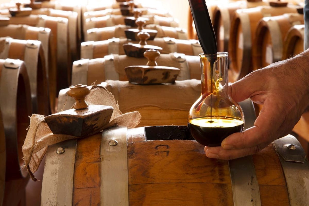 Azijnkeldertour met balsamico proeverij in Modena
