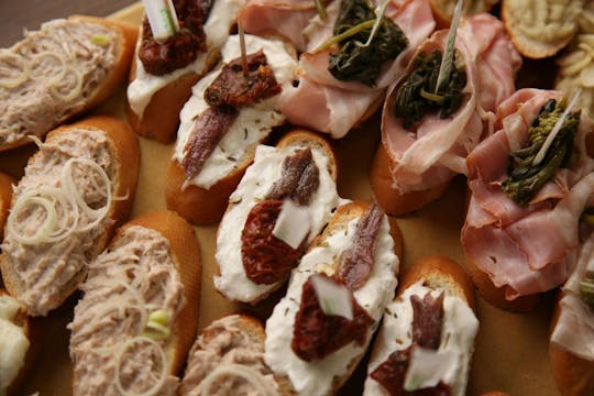 Traditional bacaro tour in Venice with a local guide