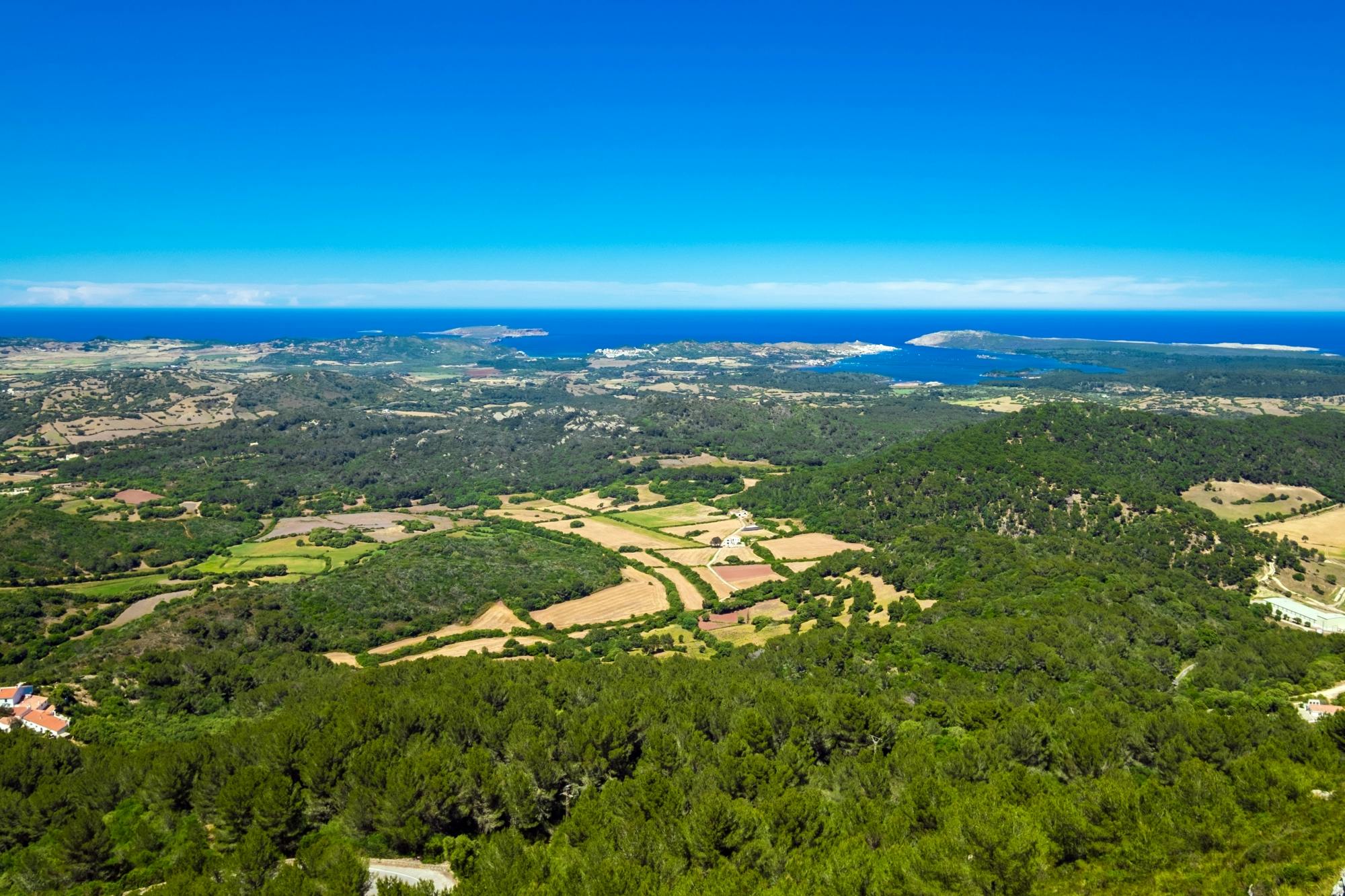 Menorca Island Highlights Tour with Mount El Toro Lunch