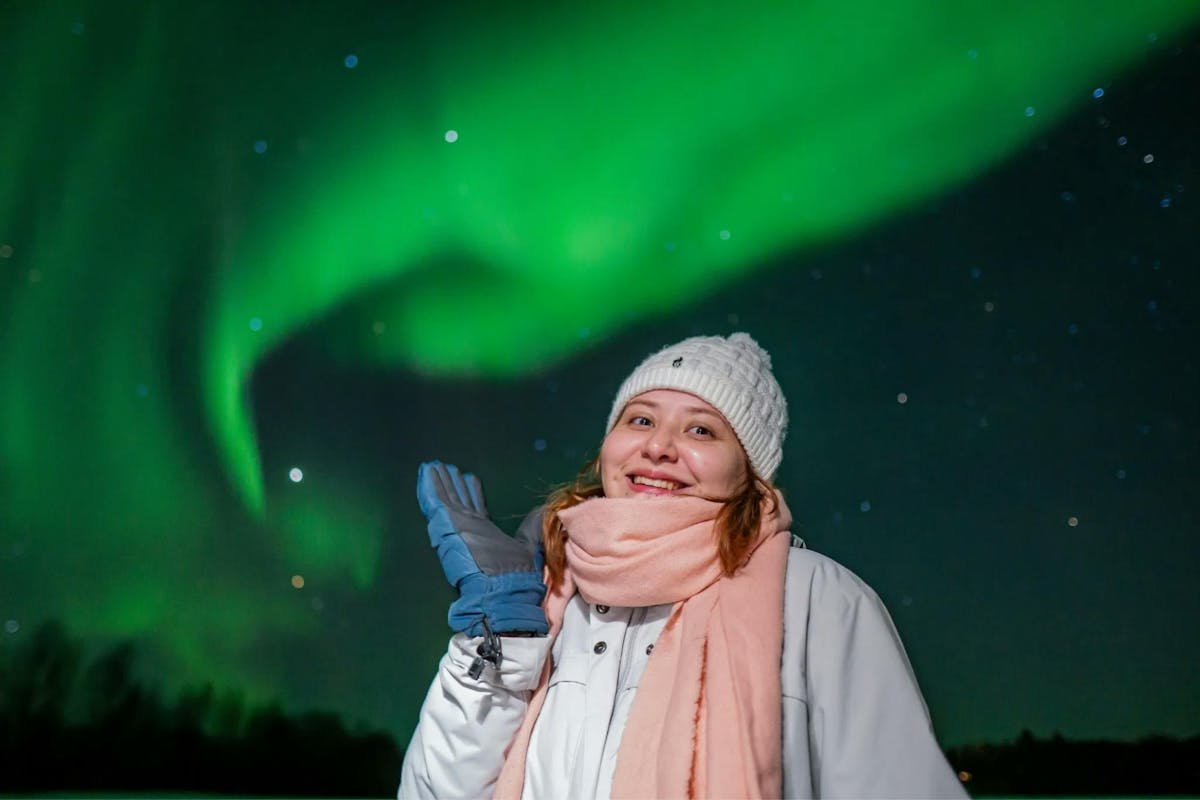 Noorderlicht achtervolgende bustocht vanuit Rovaniemi met deskundige gidsen