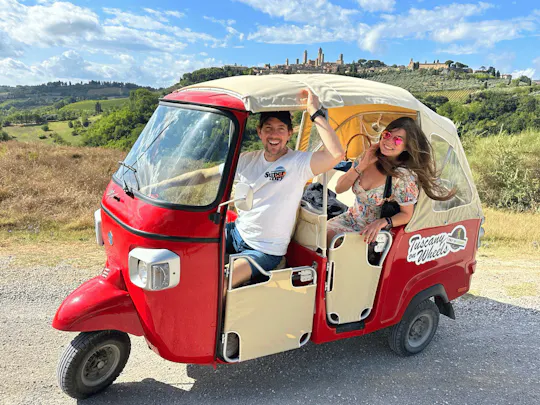 Tuk Tuk private tour with picnic