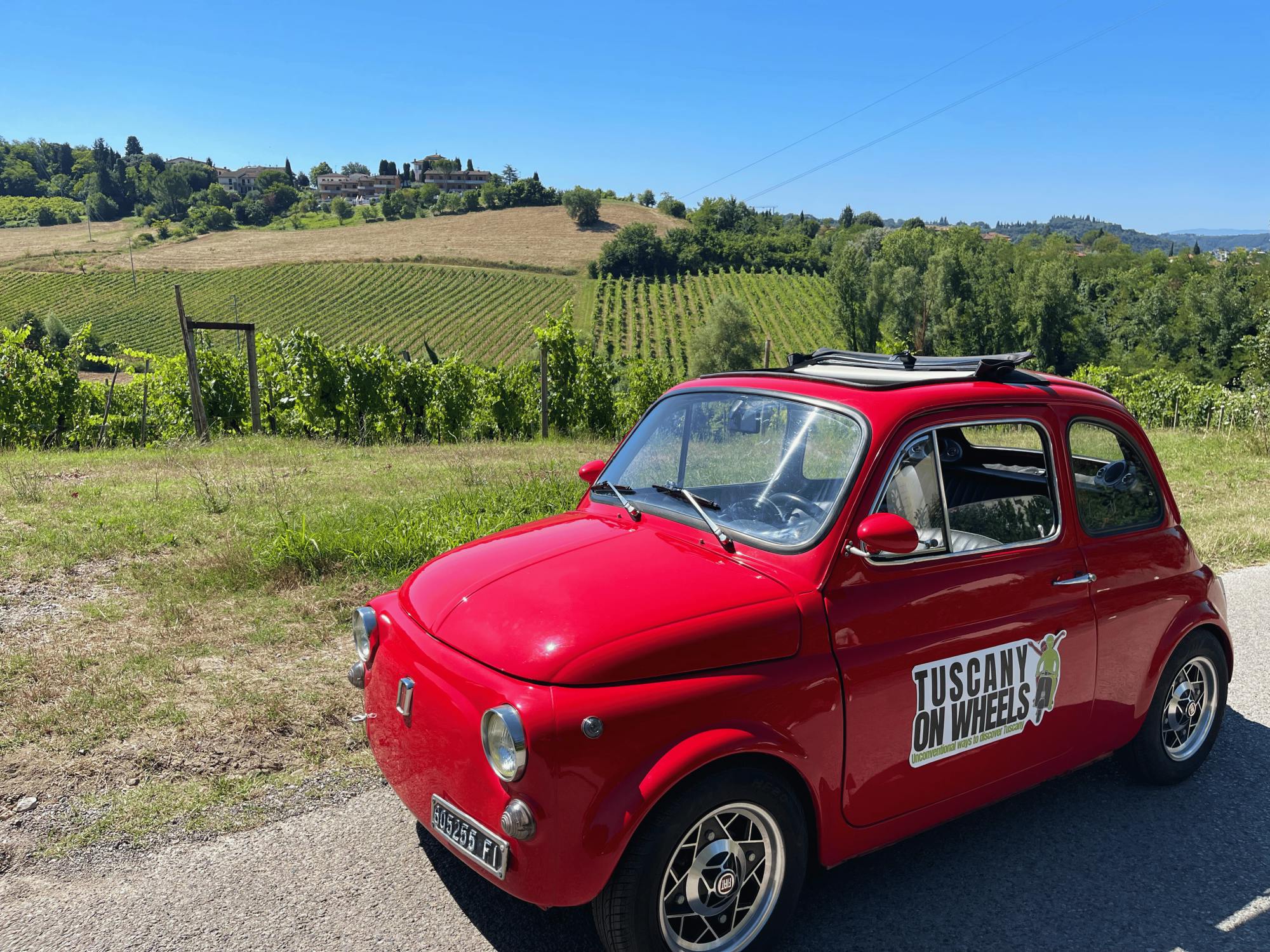Ikonische italienische Oldtimertour im Chianti ab San Gimignano