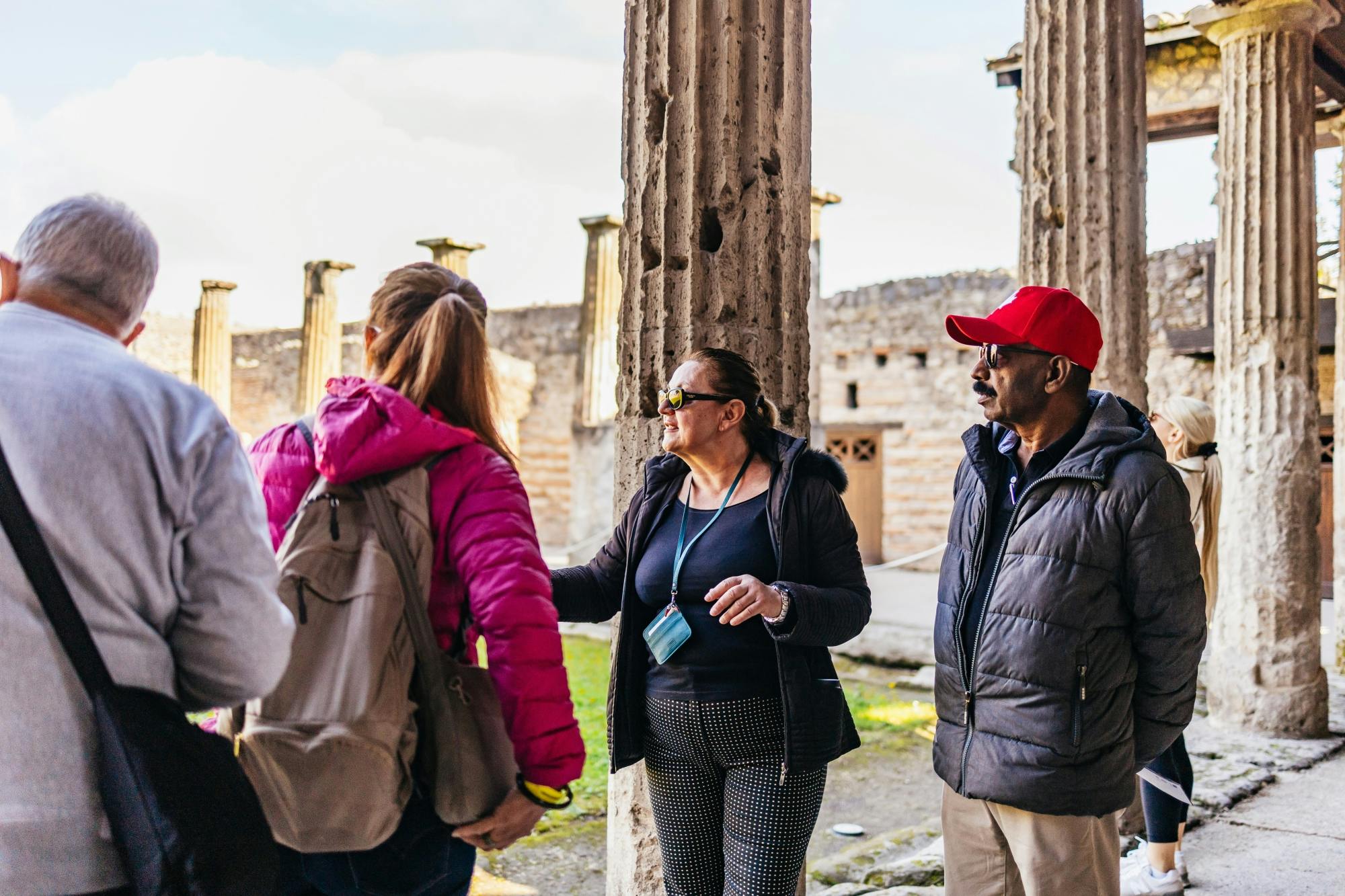 Group tour from Naples to Sorrento and Pompeii with lunch