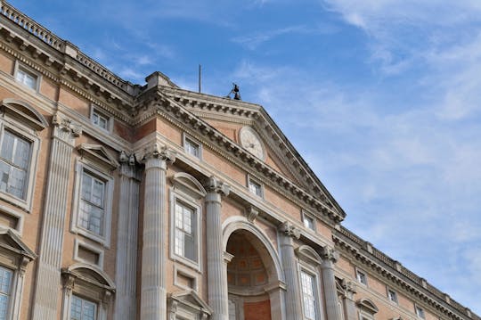 Reggia di Caserta guided tour from Naples