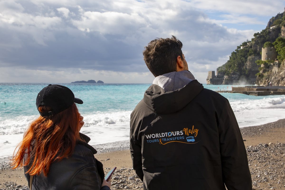 Gedeelde tour vanaf Napels naar Sorrento, Positano en Amalfi met lichte lunch
