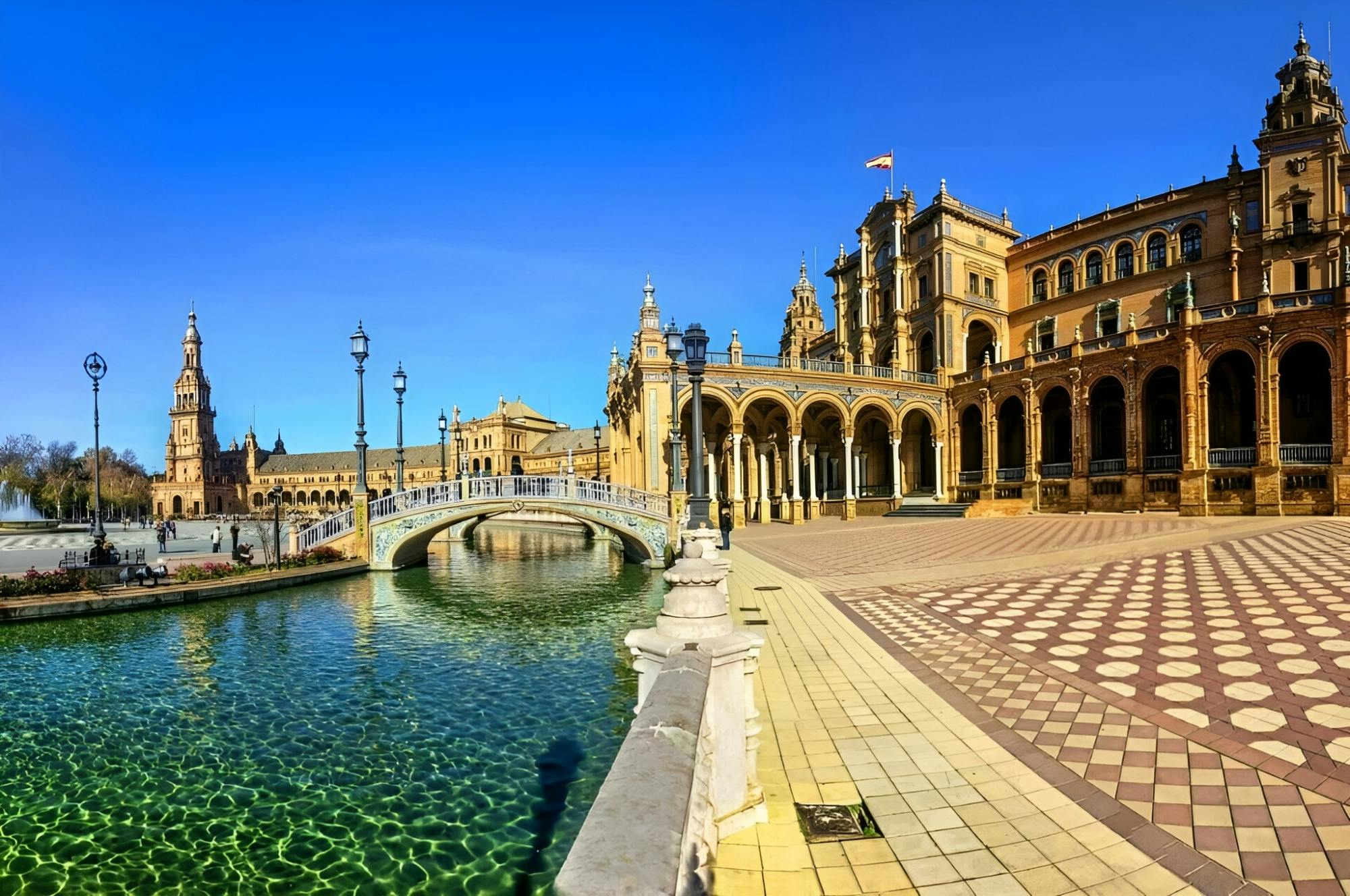 Self-guided discovery pack of Seville