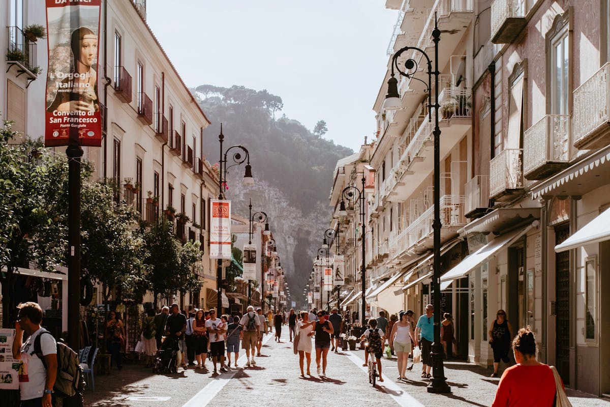 Bustransfer vanaf Rome naar Sorrento met een reisleider