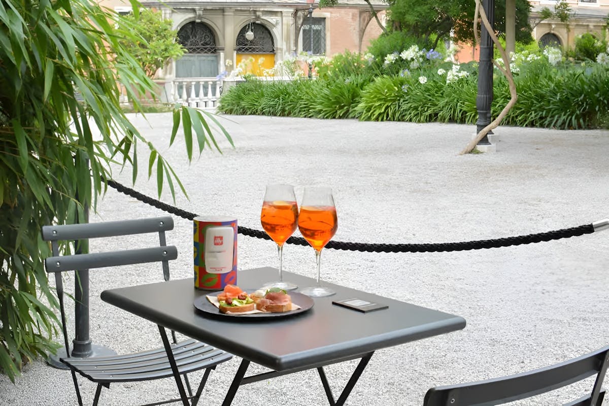 Spritz en cicchetti in de Koninklijke tuinen vanaf Venetië