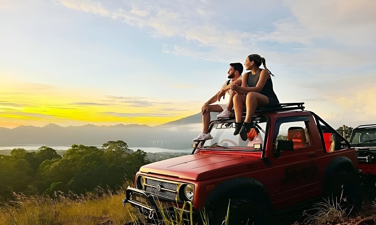 Zonsopgang jeep tour bij Mount Batur en warmwaterbronnen met pick-up