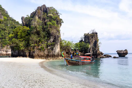 Phang Nga Bay and Hong Island full day tour