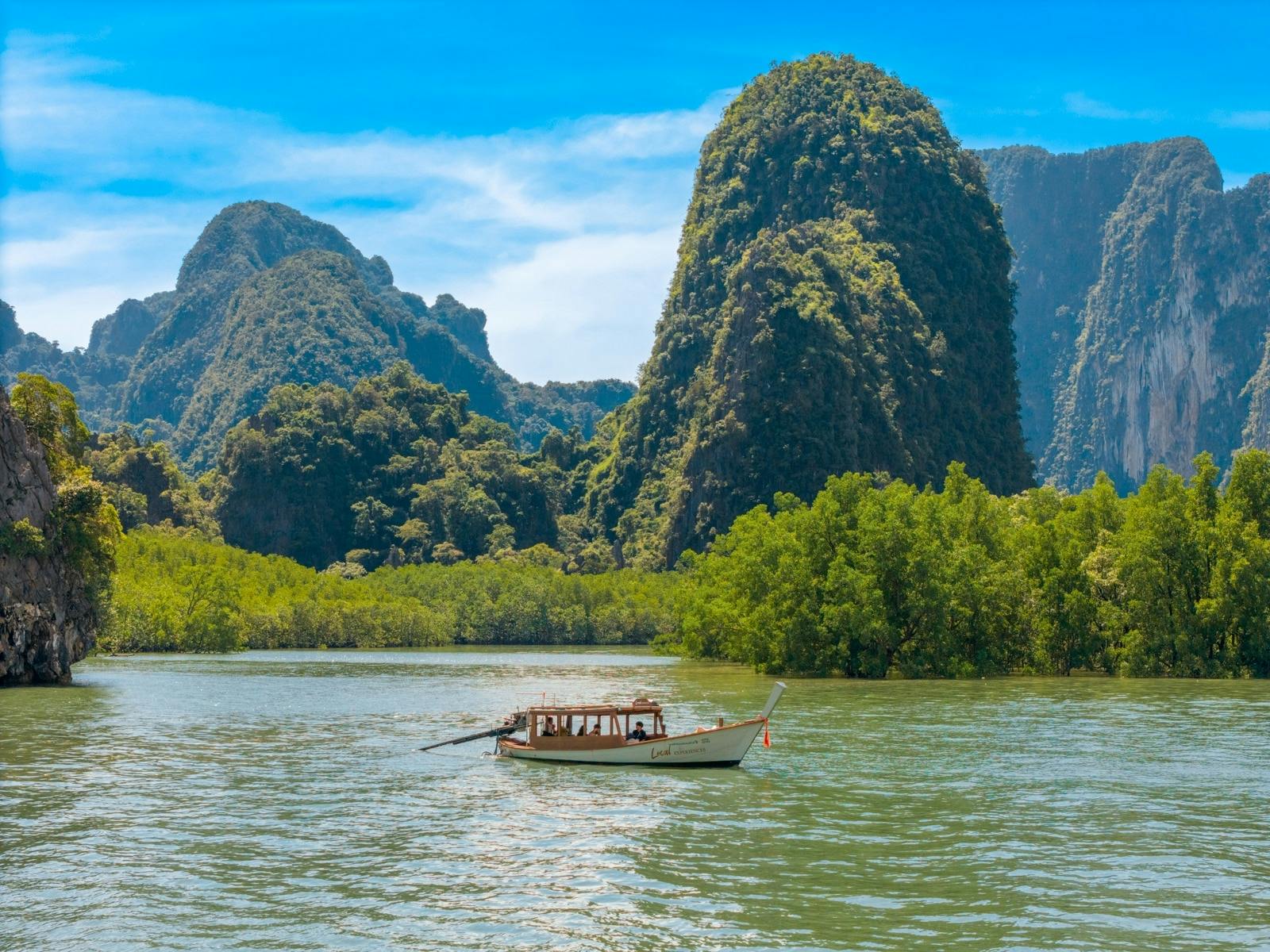 Phuket speedboat island-hopping tour with sunset dinner