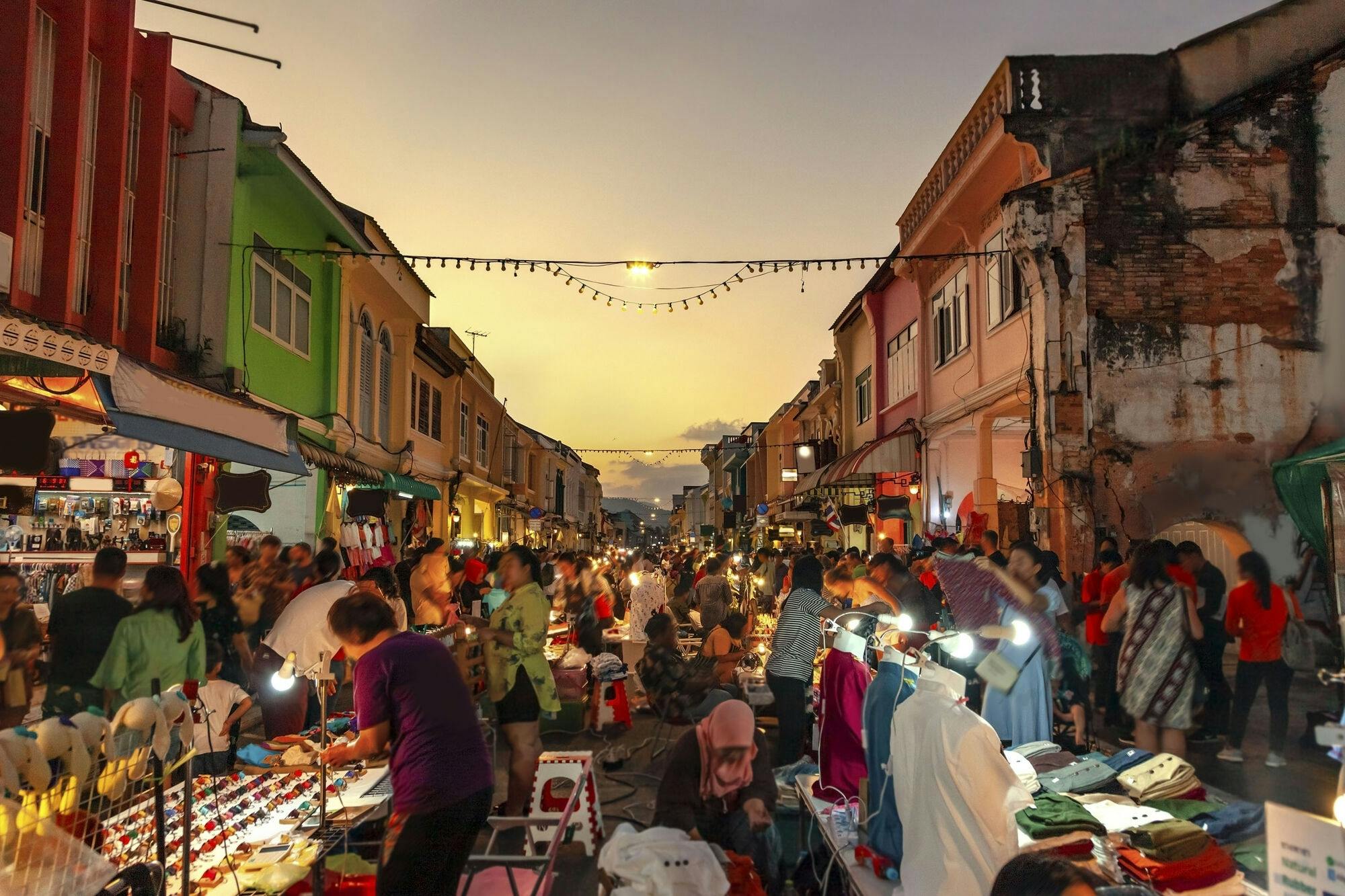 Phuket speedboat island-hopping tour with sunset dinner