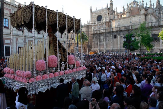 Procesiones de Semana Santa de Sevilla Tour de Semana Santa