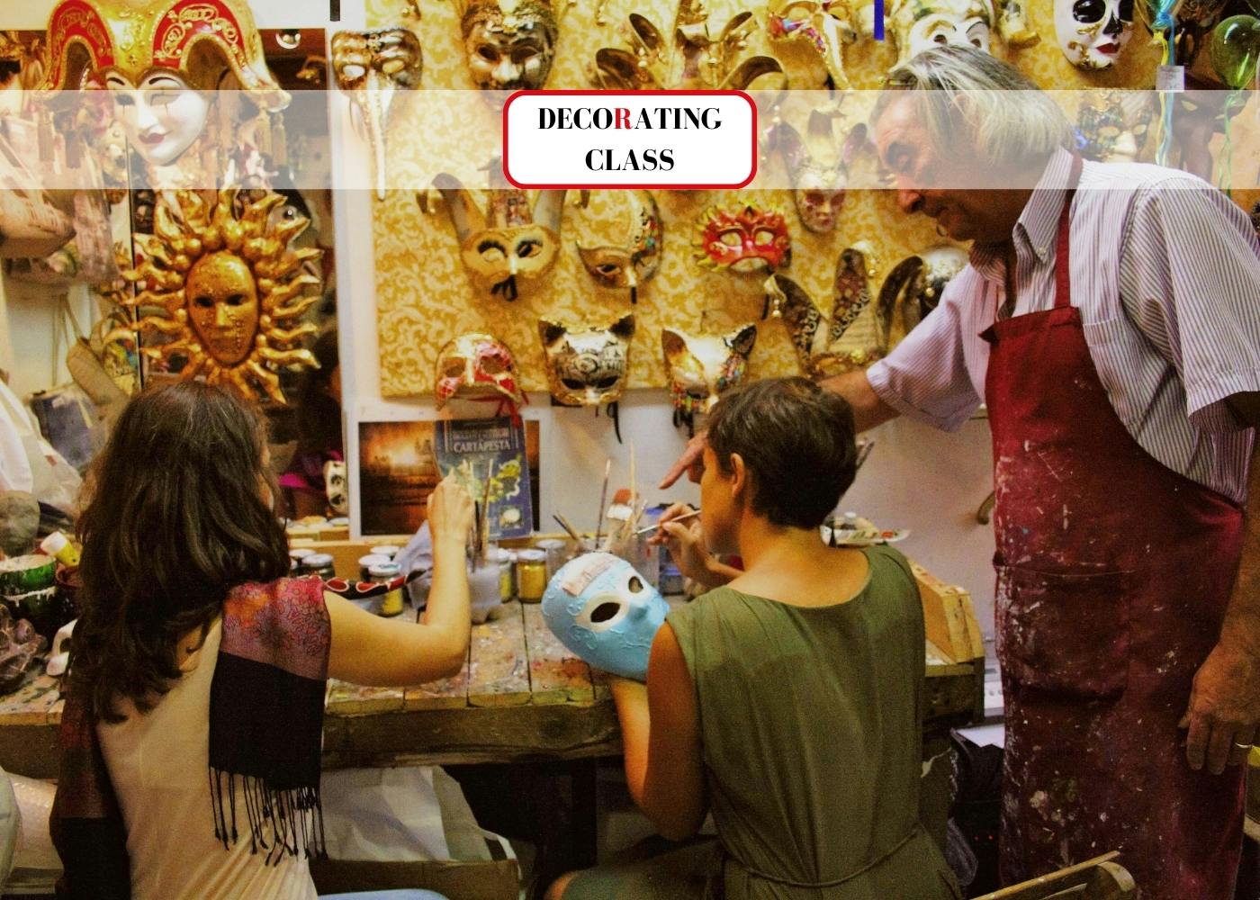 Laboratorio di maschere del Carnevale di Venezia in zona San Marco