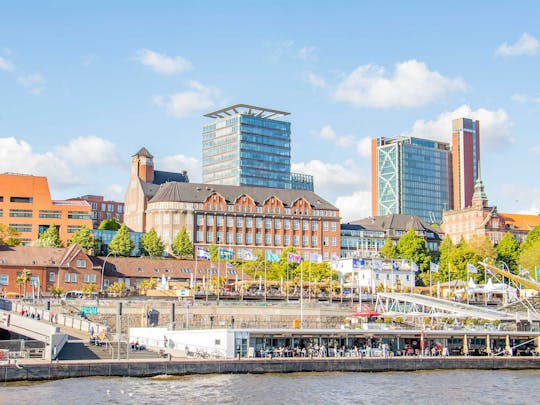 Hamburg private architecture walking tour with a local guide