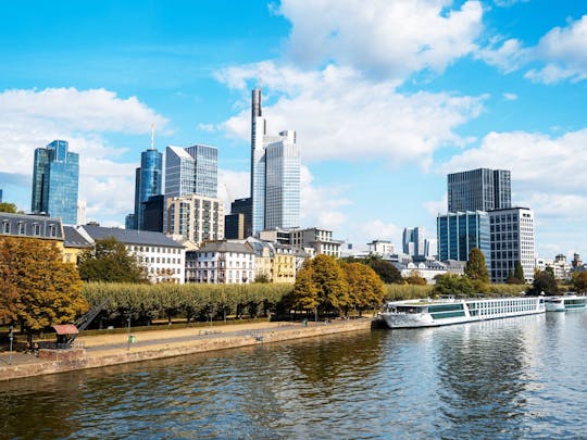 Frankfurt best intro walking tour with a local