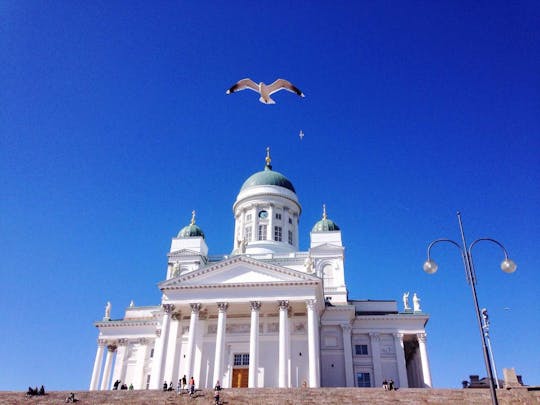 2-hour Helsinki walking tour with a local guide