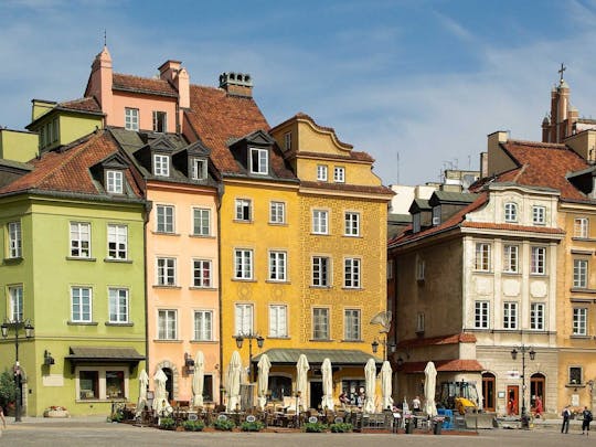 Capture Warsaw for your social media with a local