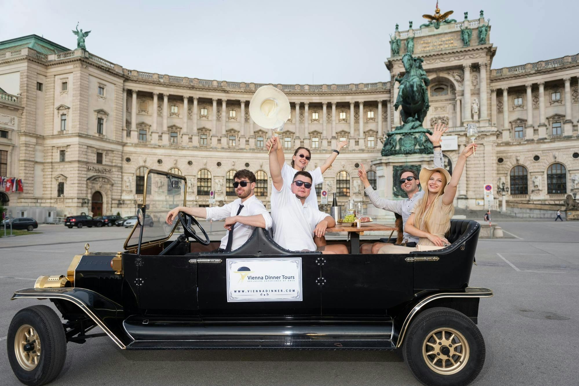 Private Vienna wine tasting tour in an electric vehicle