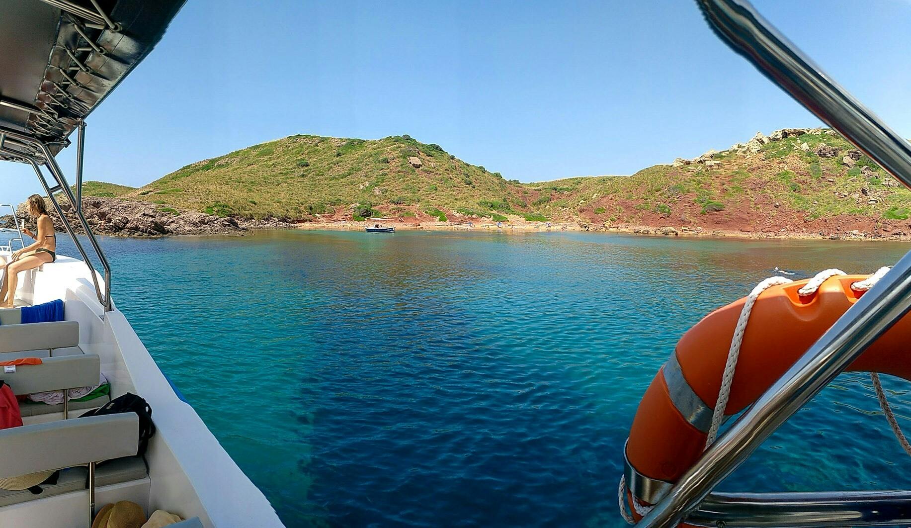 Boat tours with Pachira from Fornells without transfer