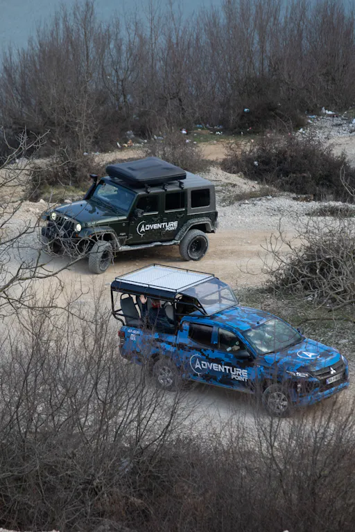 4x4 adventure to Lake Bovilla with wine tasting and lunch