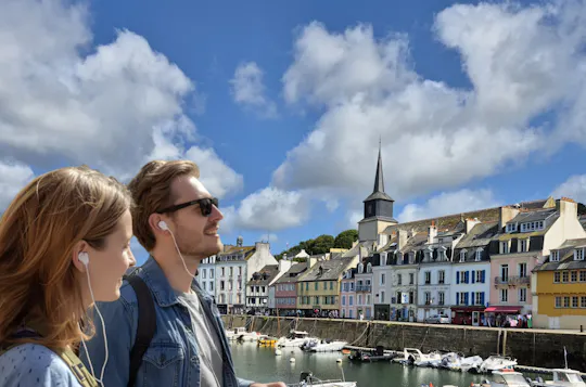 The 1884 sardine fishing crisis immersive audio tour in Le Palais