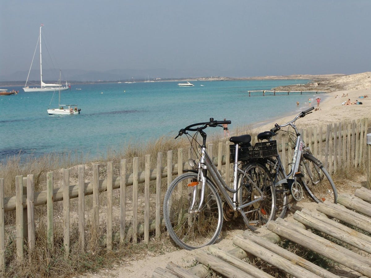 Ibiza Formentera fietstour met snelle veerboot