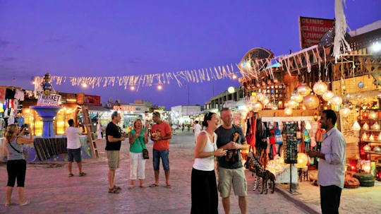 Dahab City Tour by Night with Seafood Dinner from Sharm El Sheikh