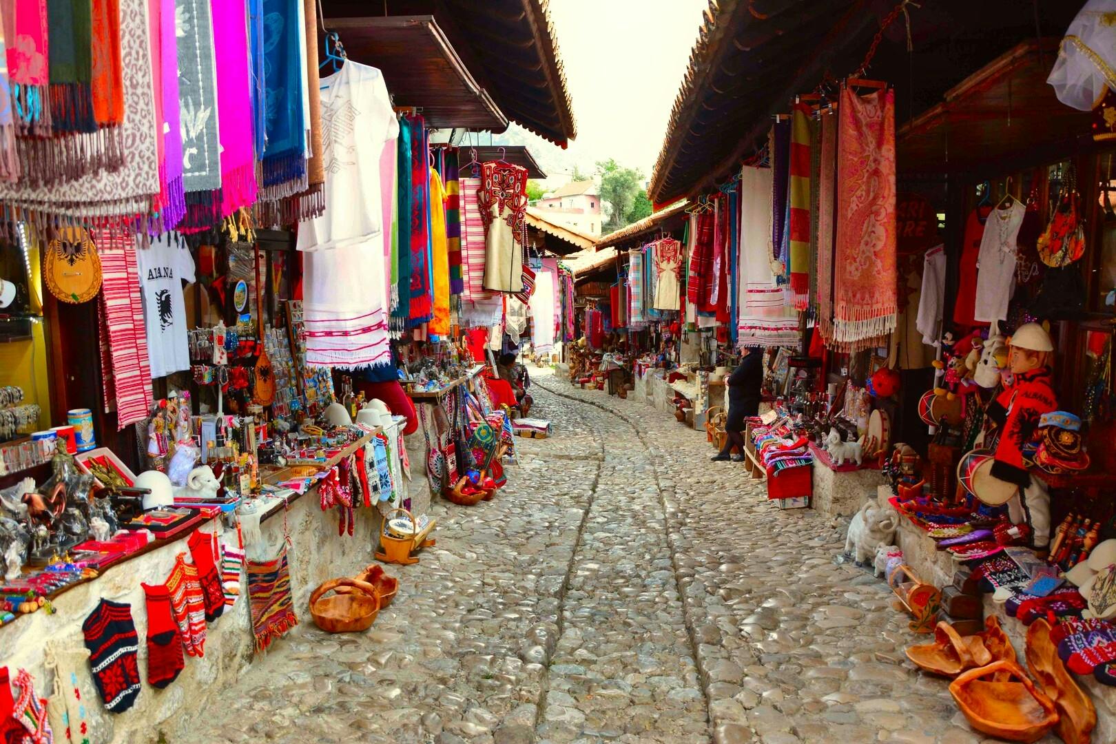 Guided tour of Kruja with Skanderbeg Museum and bazaar visit