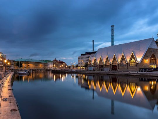Instaworthy spots of Gothenburg walking tour with a local