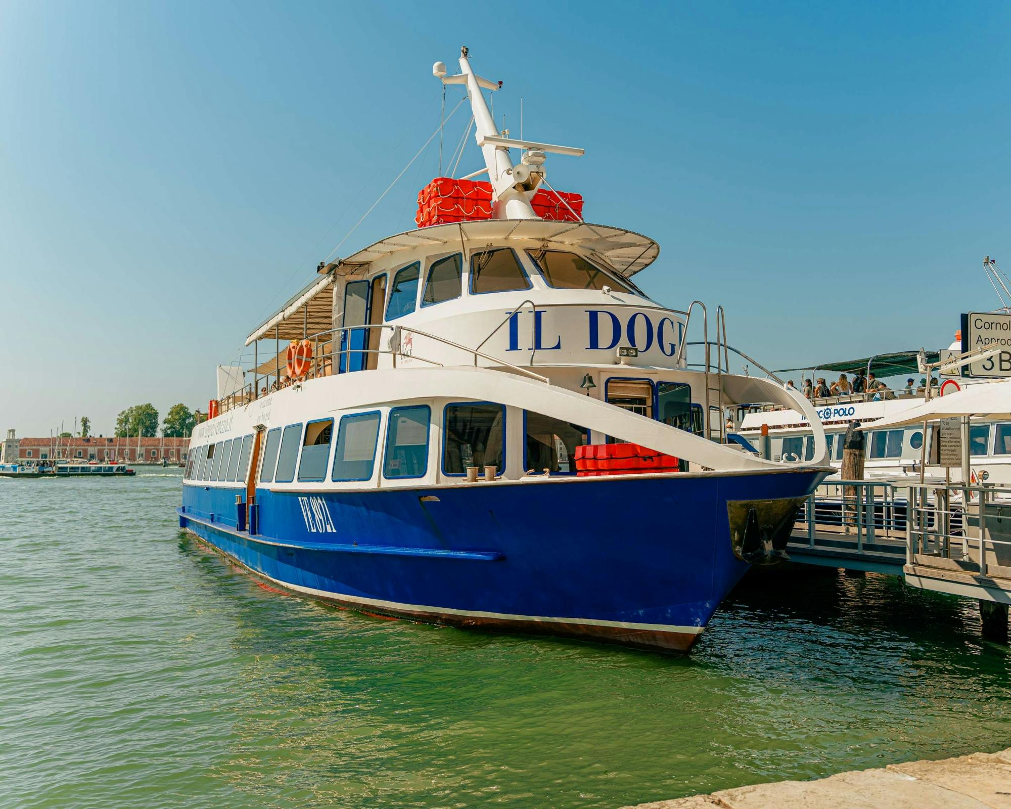 Venice boat trip with a glass of Prosecco