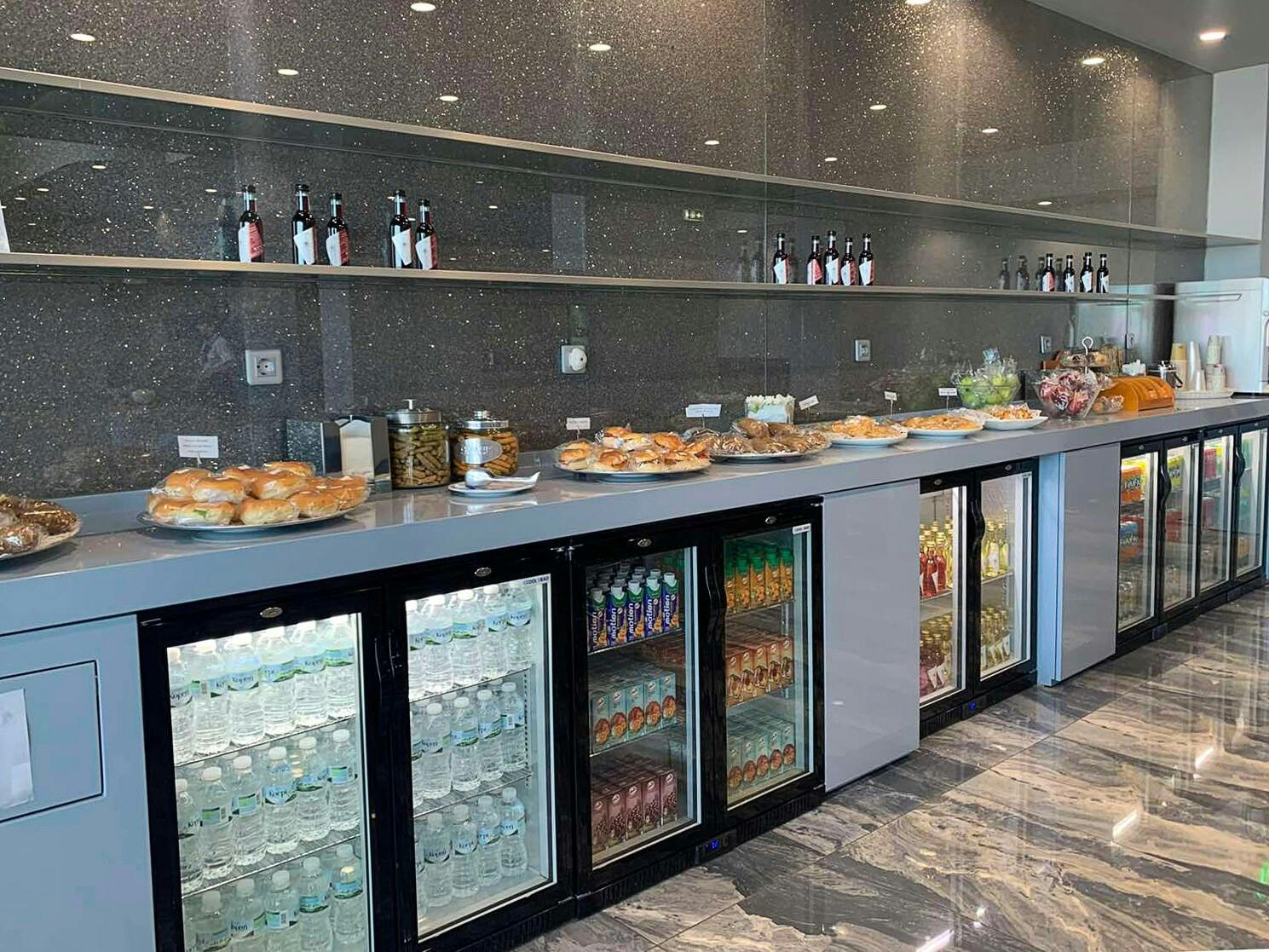 Heraklion airport VIP service and lounge