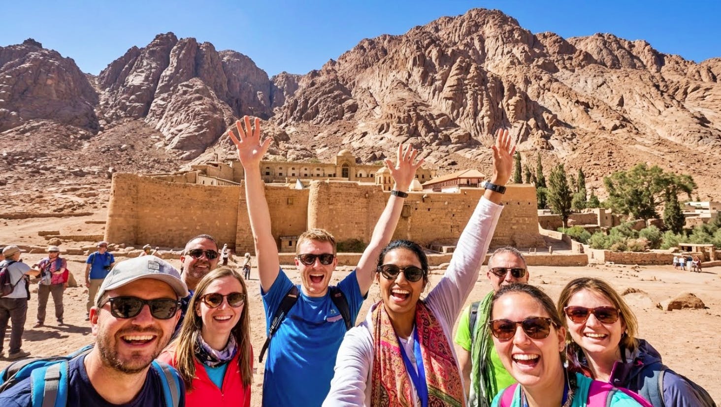 Passeio pelo Mosteiro de Santa Catarina e Dahab com almoço - saindo de Sharm El Sheikh
