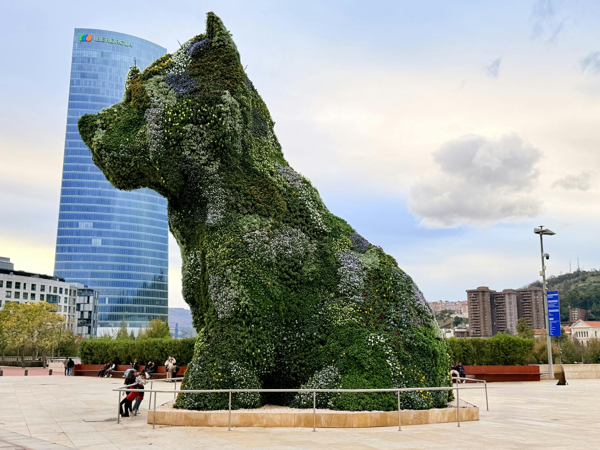 Bilbao historical walking tour and highlights