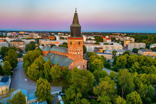 2-hour Turku walking tour with a local guide