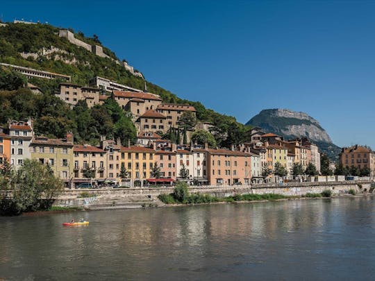 Grenoble 2-hour introductory walking tour with a local