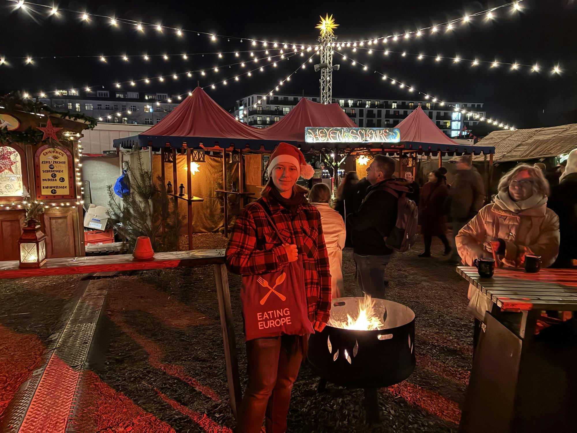 Food and history guided walking tour in East Berlin