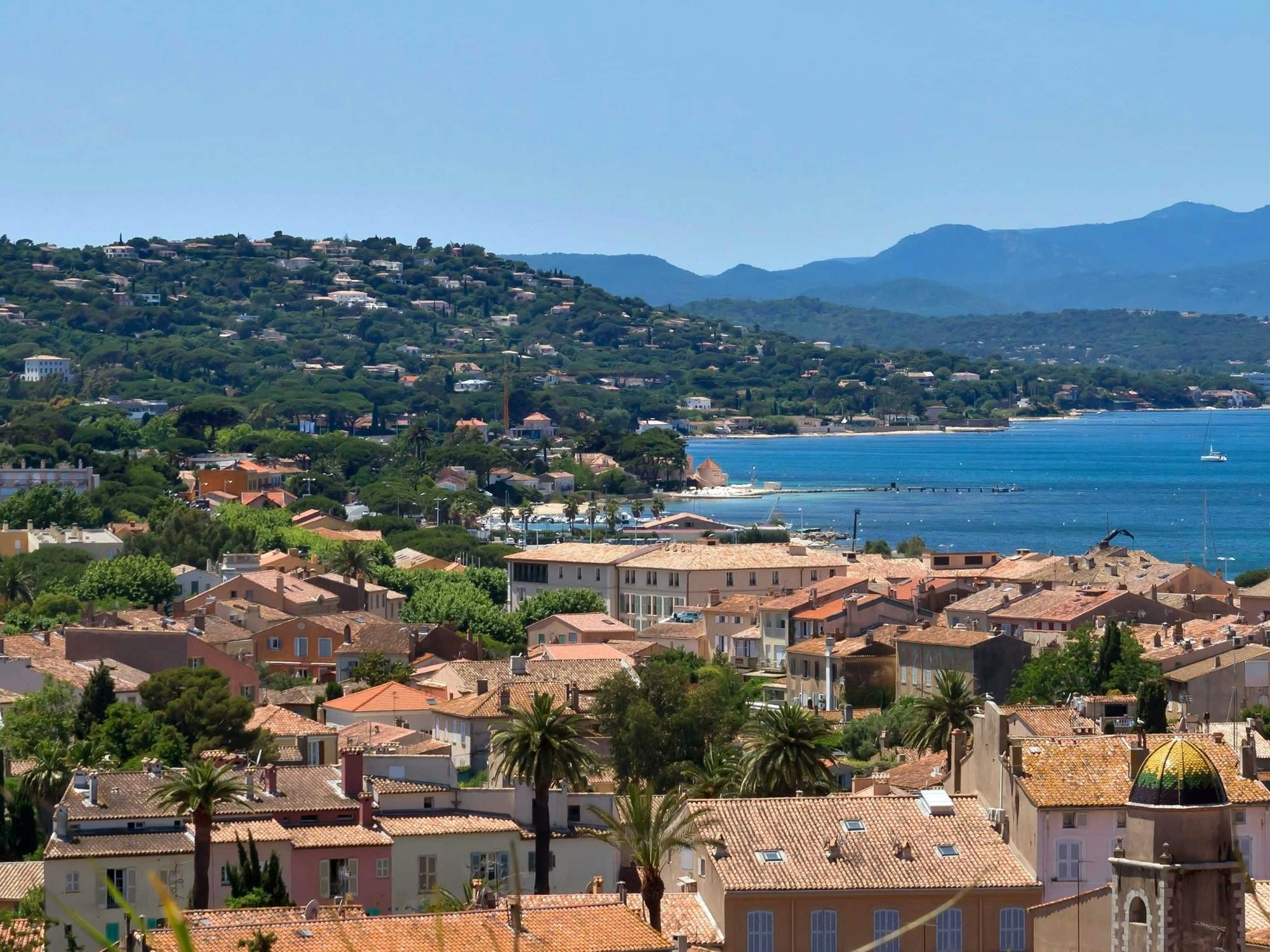 Take a guided tour around Saint-Tropez with a local