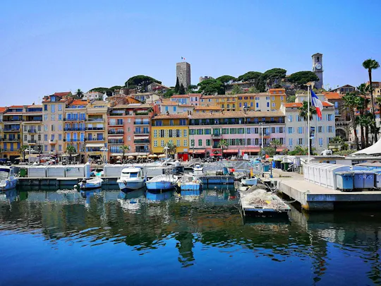 Passeio privado a pé pela evolução arquitetónica de Cannes