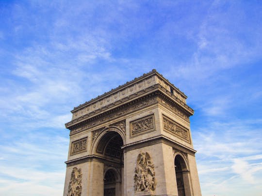 Guided tour through Paris's instaspots with a local