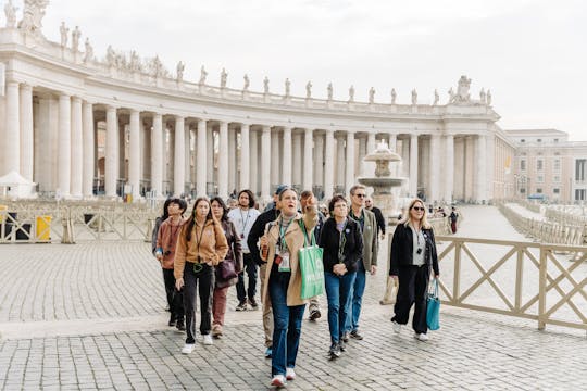 Visite VIP de la basilique Saint-Pierre avec ascension du dôme et crypte papale
