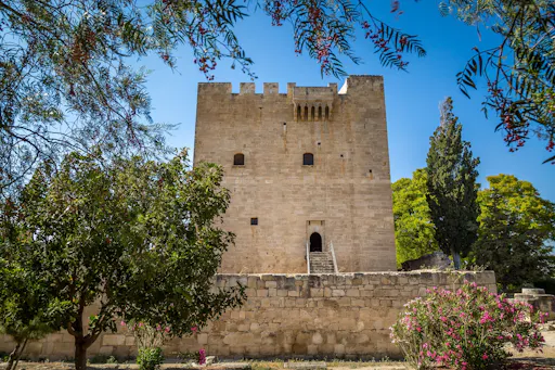 Caledonia Waterfalls full-day tour with hike and lunch
